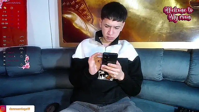 Mr daren  online show from December 9, 5:13 pm