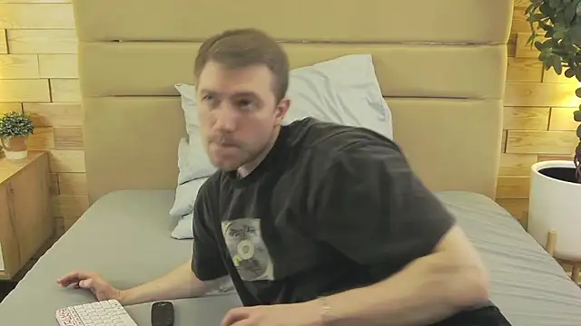 EthanPinkman online show from March 10, 4:29 am