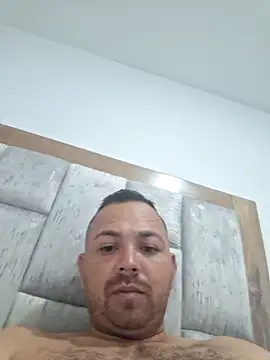 andres--z online show from April 21, 1:42 am