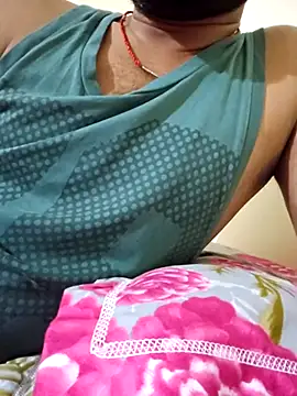 villagb12 online show from October 28, 8:00 pm