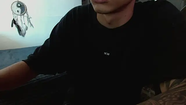 aaron blug online show from November 15, 4:09 pm