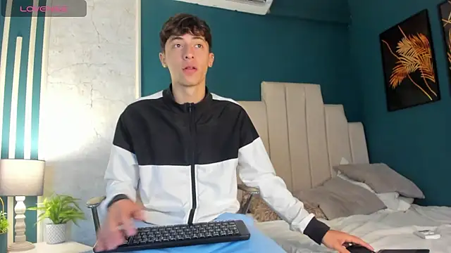 AlessandroDybala online show from December 5, 12:33 pm