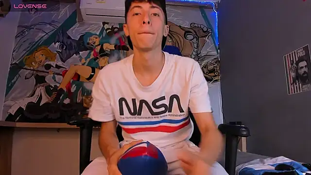 AlessandroDybala online show from December 27, 11:39 am