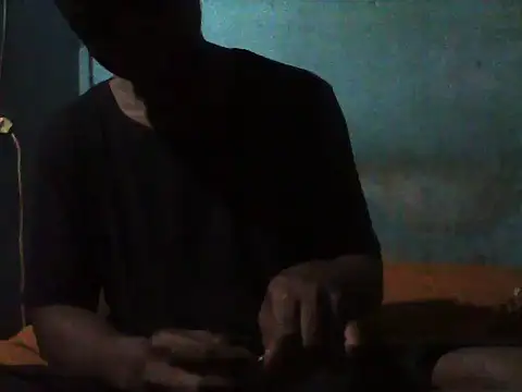 Snapshot of little__joy chatting on October 28, 11:29 pm little  joy online show from October 28, 11:29 pm