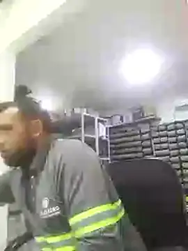 misterzioon online show from October 30, 4:41 pm