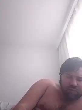 raducelfrumos99 online show from December 14, 11:28 am