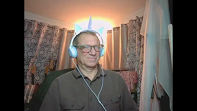 coryassman online show from March 6, 11:29 am