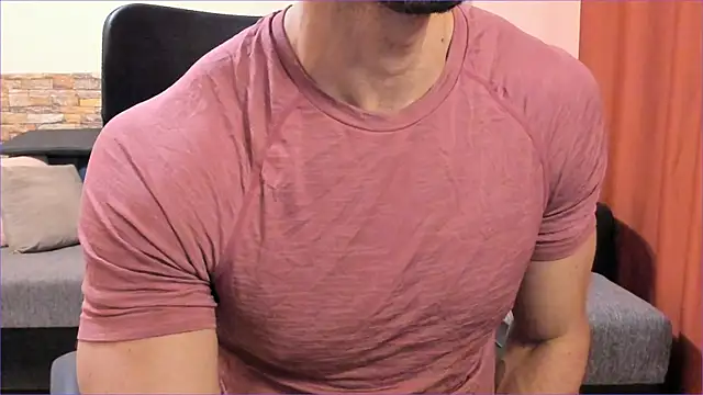 HotHunkTrainer online show from October 24, 8:38 am