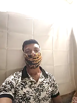 model yesx online show from February 15, 3:09 pm