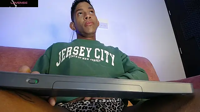 Palo santo online show from March 25, 7:45 am