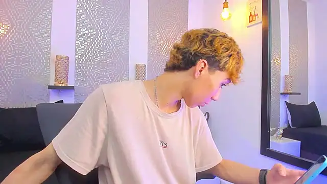 Nikolay Gregori online show from December 18, 4:31 am