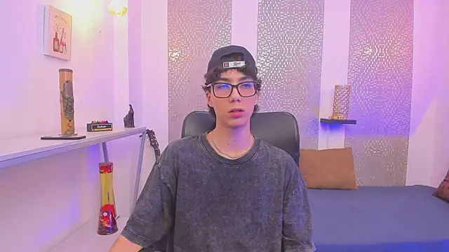 Nikolay Gregori online show from October 14, 4:19 am