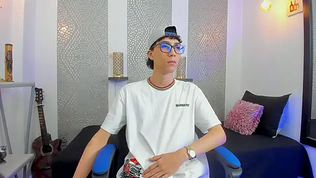 Nikolay Gregori online show from February 26, 4:03 am