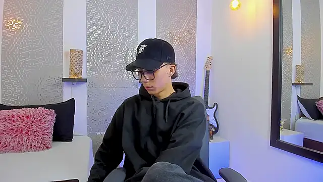 Nikolay Gregori online show from January 22, 4:23 am