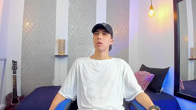 Nikolay Gregori online show from February 9, 4:04 am