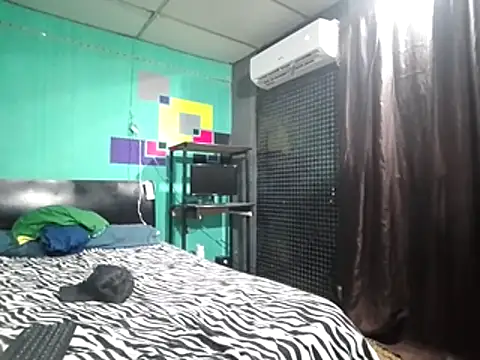 xxxxhotxoxo online show from January 17, 6:33 pm