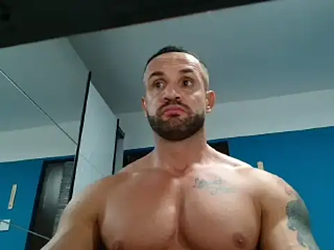 Magnificmuscles89 online show from December 13, 10:34 pm