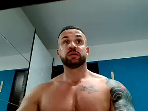 Magnificmuscles89 online show from February 12, 10:15 pm