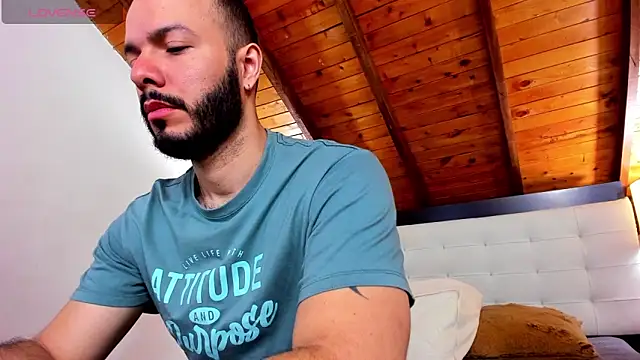 Tom Bailey online show from December 14, 12:45 pm