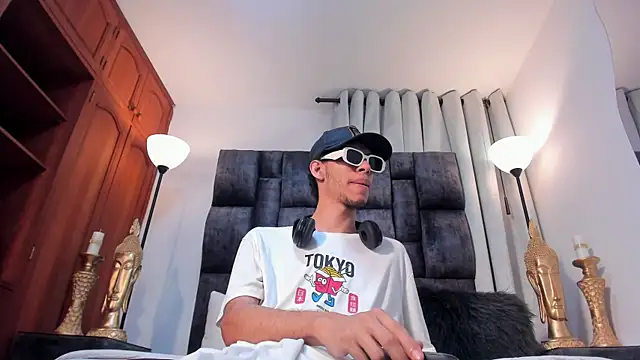 TomyMosterCock online show from December 6, 12:45 am