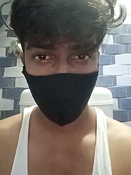 Snapshot of hotvarunrita chatting on October 21, 6:16 am hotvarunrita online show from October 21, 6:16 am