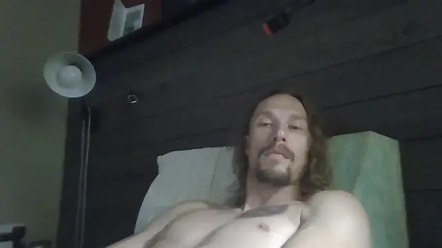 Snapshot of doctorhandyandy chatting on October 7, 12:59 am doctorhandyandy online show from October 7, 12:59 am