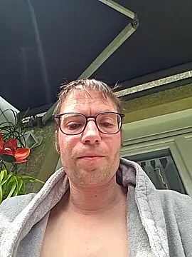 Schnubby1 online show from April 27, 12:35 pm