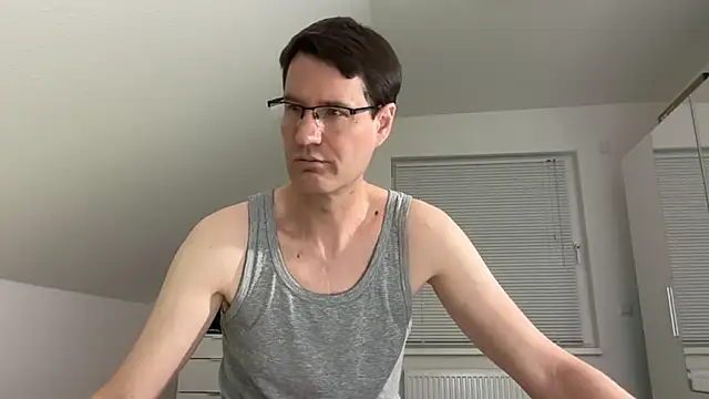 zxzx cam1 online show from March 16, 3:49 pm