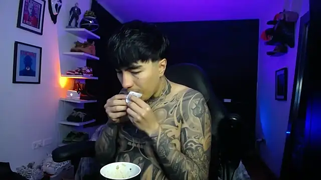 jung dragon online show from November 7, 1:47 pm