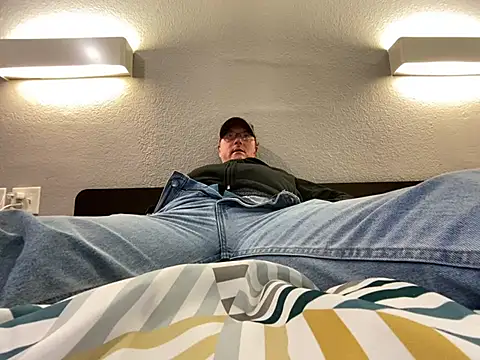 KrixKross online show from February 21, 1:12 pm