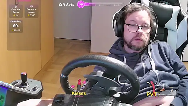 larsgessner30 online show from November 9, 10:36 pm