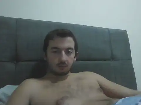 laynufff online show from November 14, 5:25 pm