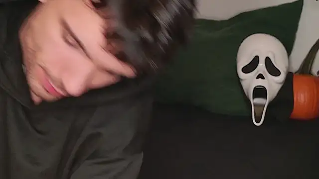 JackDesFeux online show from October 30, 11:44 am