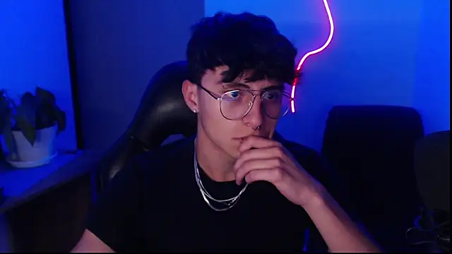 jay dimarco2 online show from March 29, 4:01 am