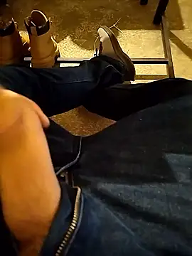 A man in public online show from January 9, 12:43 pm