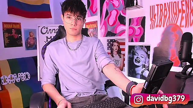 cinnamon boyxxx online show from March 6, 12:54 am