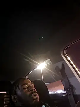 MRHANDSOME3800 online show from October 28, 4:04 am