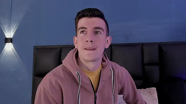 MikaelSlow online show from September 9, 4:12 am