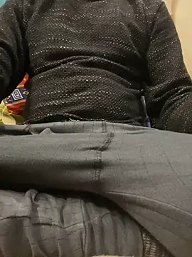 dreamy lusty01 online show from March 11, 7:14 pm