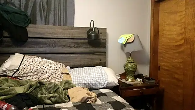 SpAzZ1234 online show from March 17, 5:54 am