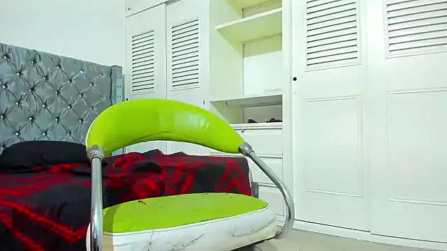 jamiief4 online show from February 18, 10:24 am