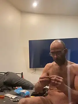 HurtmePlenty online show from November 20, 8:02 am