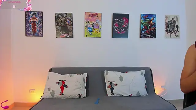 jonathanjoestar  online show from January 10, 10:03 pm