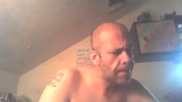 Snapshot of ditchwater chatting on September 28, 12:03 pm ditchwater online show from September 28, 12:03 pm