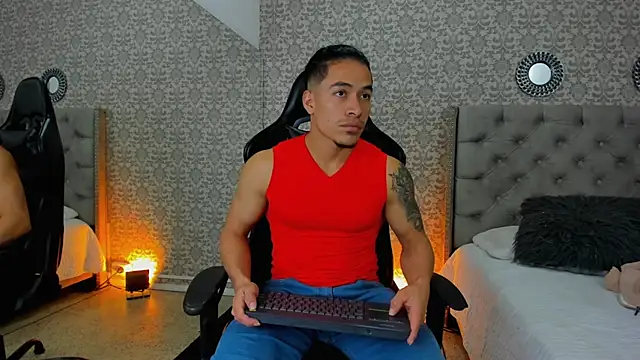 Snapshot of Bryson_Collins_ chatting on January 15, 11:21 am Bryson Collins online show from January 15, 11:21 am