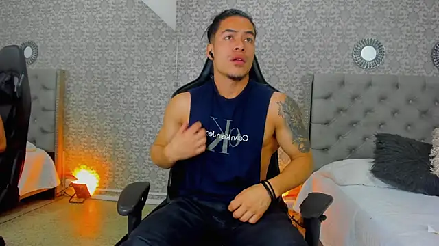 Snapshot of Bryson_Collins_ chatting on January 22, 11:23 am Bryson Collins online show from January 22, 11:23 am