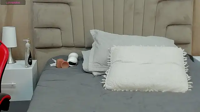 angel adamx online show from October 2, 6:28 am