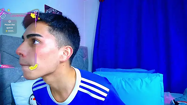 OwenBluee online show from October 23, 7:34 am