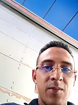 paisa233 online show from October 23, 9:40 pm