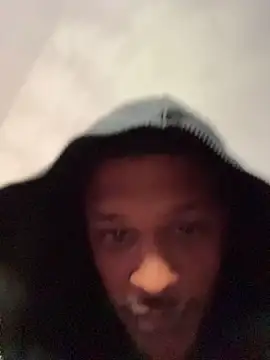 rayyymack online show from April 11, 1:36 pm